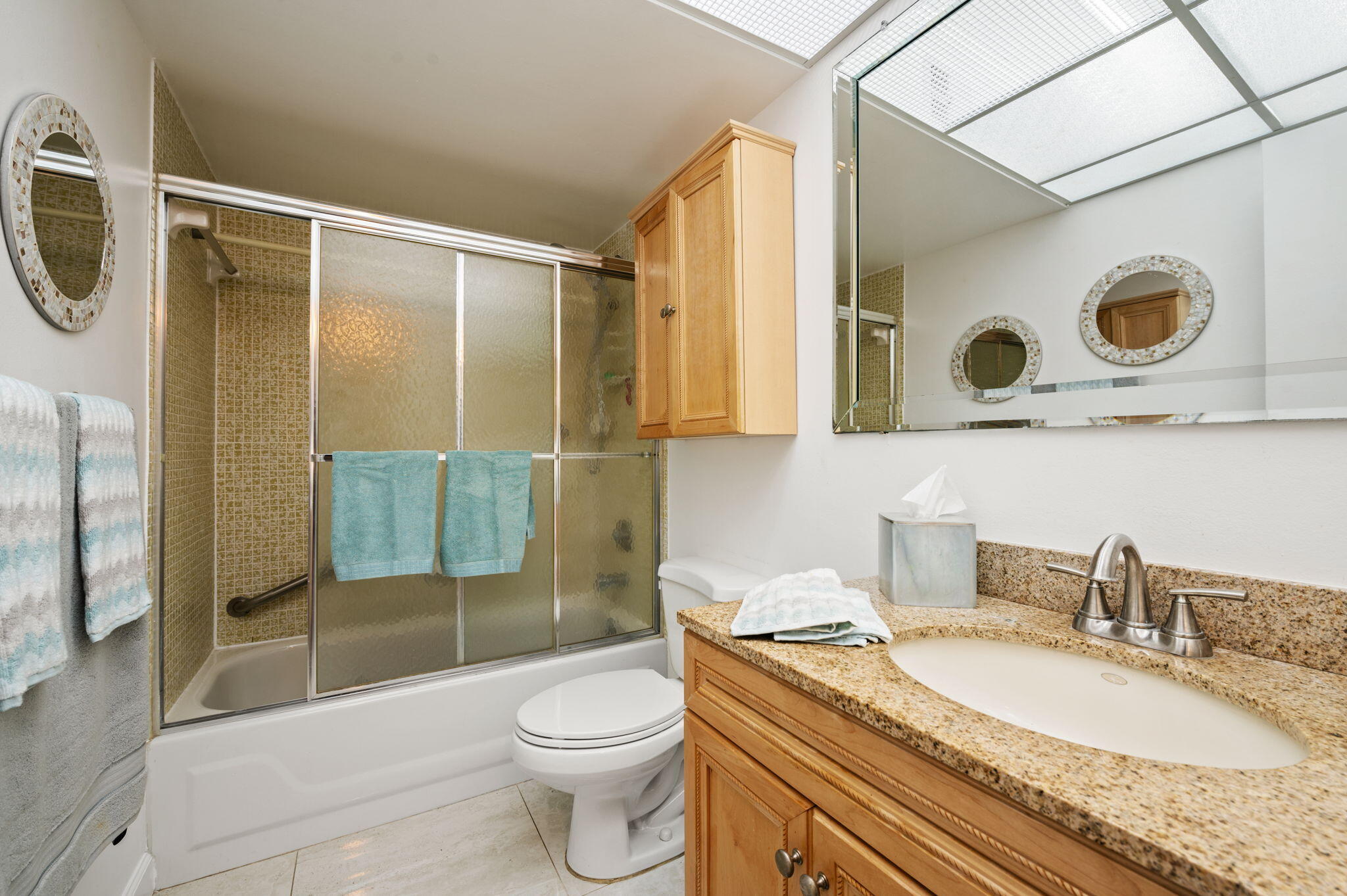 SUNRISE LAKES 100 CONDO - Residential