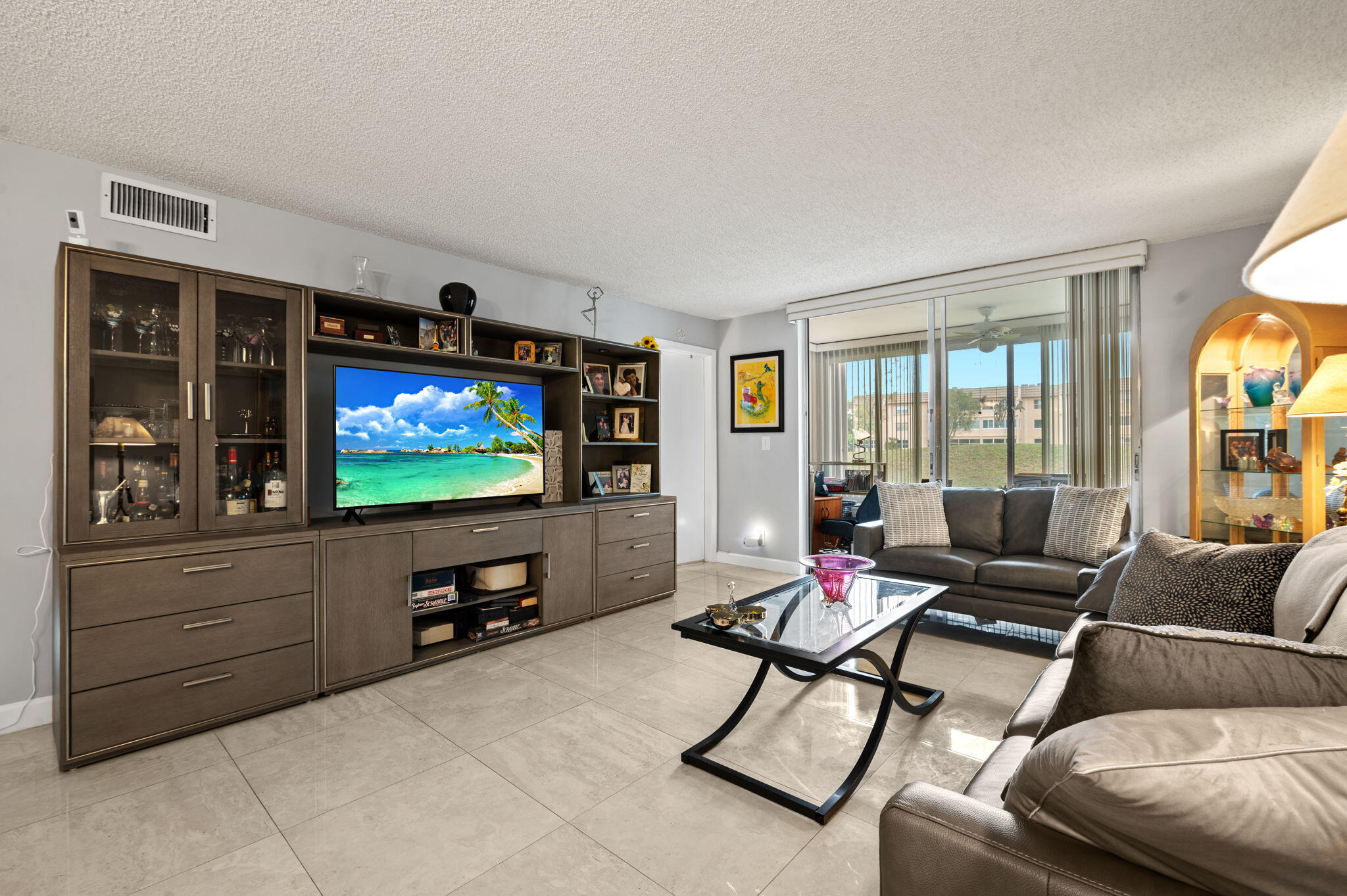 SUNRISE LAKES 100 CONDO - Residential