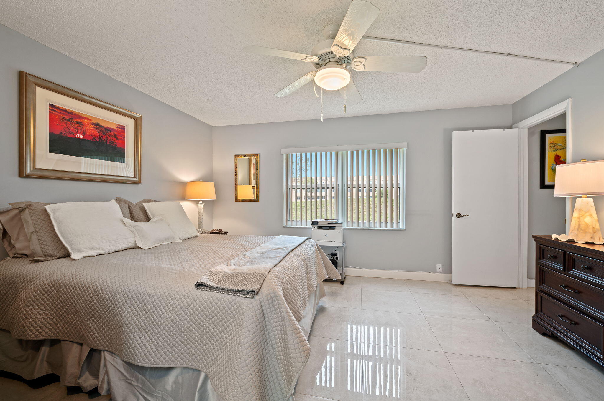 SUNRISE LAKES 100 CONDO - Residential