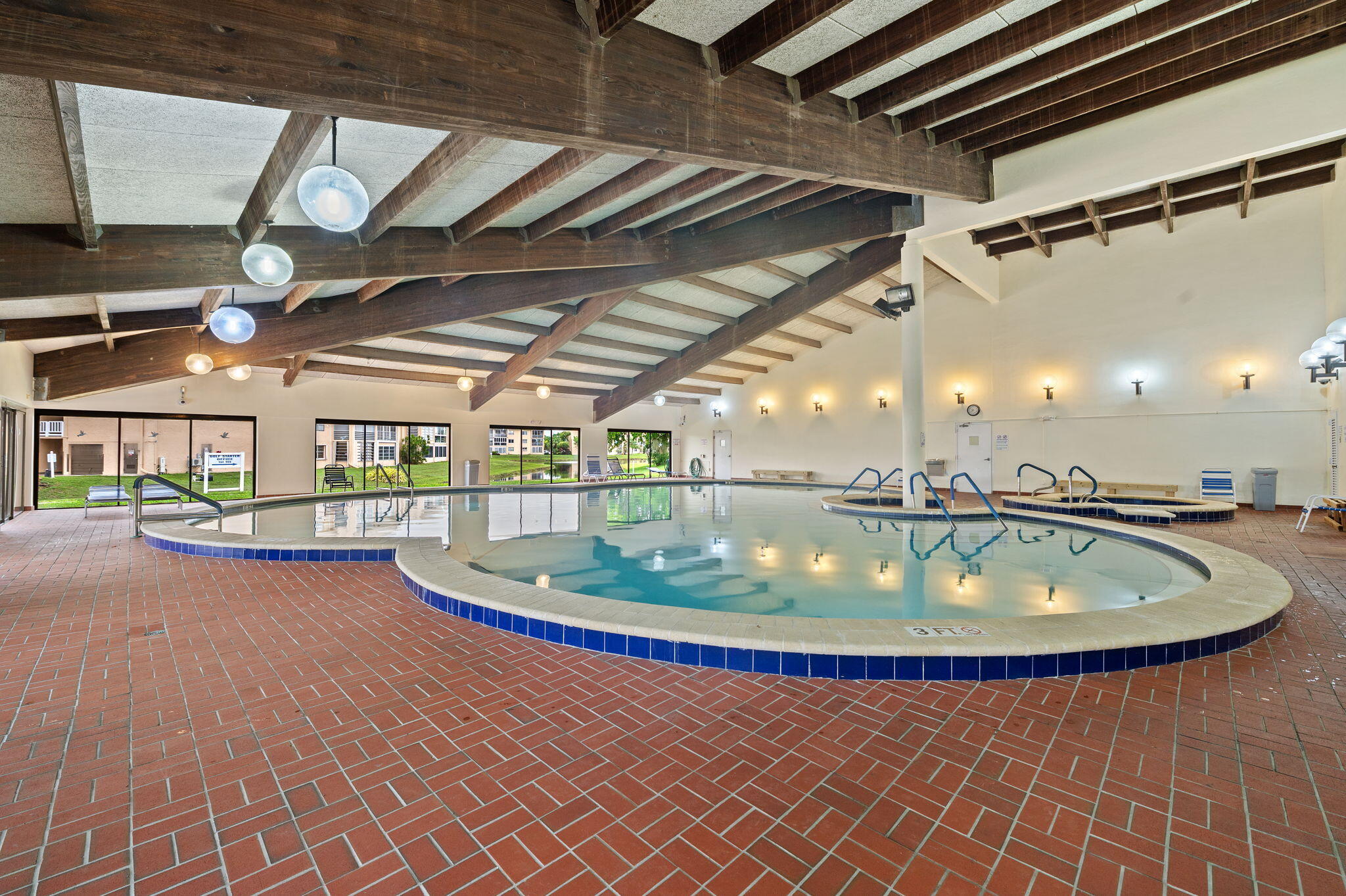 SUNRISE LAKES 100 CONDO - Residential