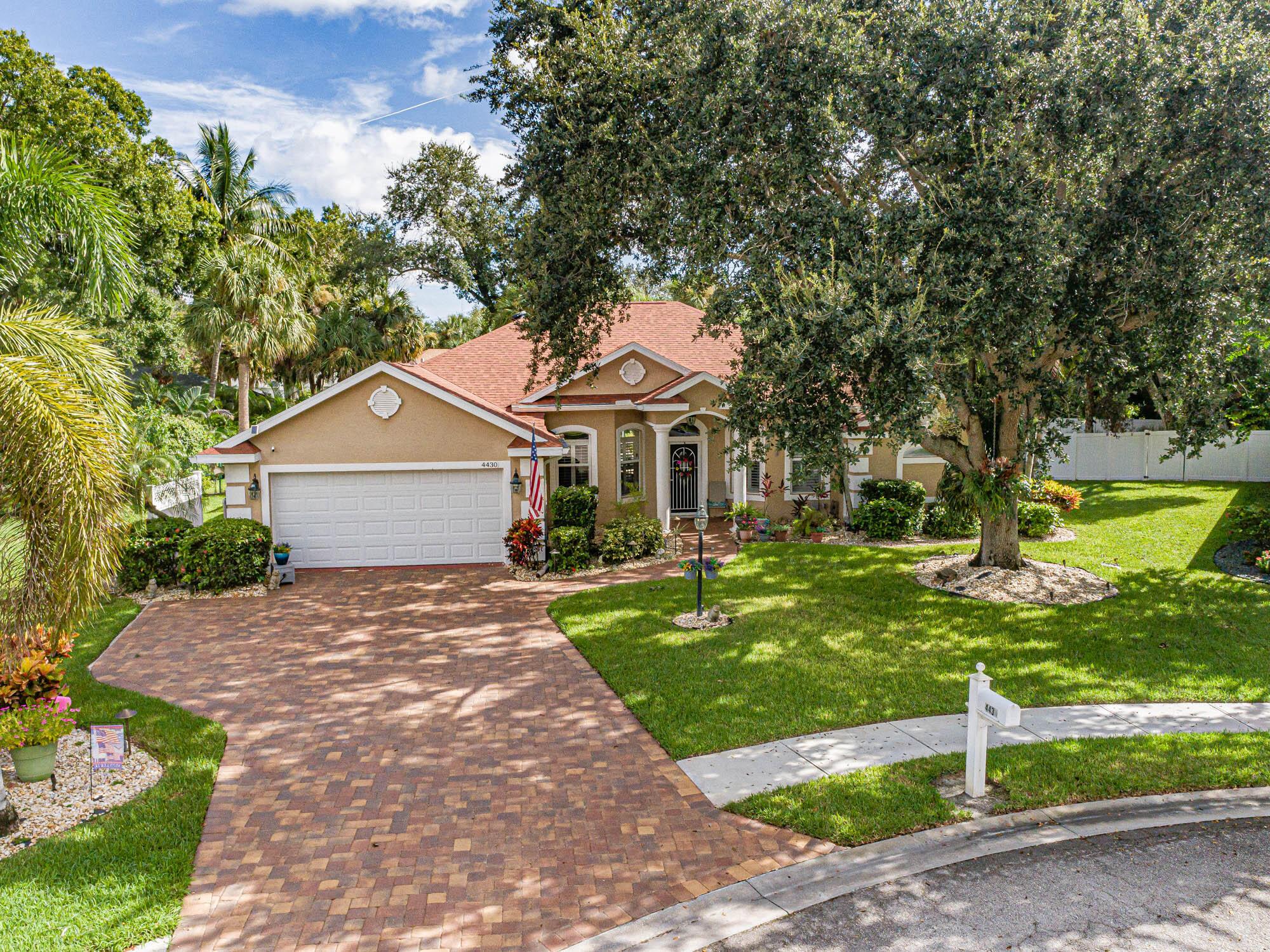 View Vero Beach, FL 32968 house