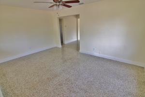 North Lake Worth In Pb 5 - Residential Lease