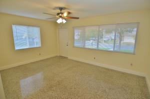 North Lake Worth In Pb 5 - Residential Lease