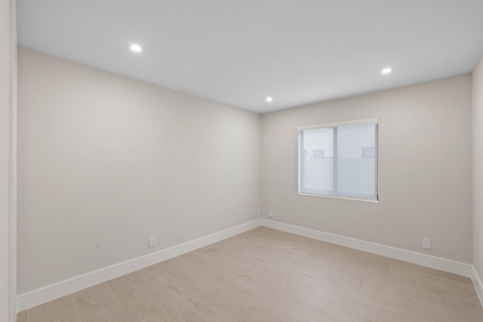 Lakewood Oaks - Residential