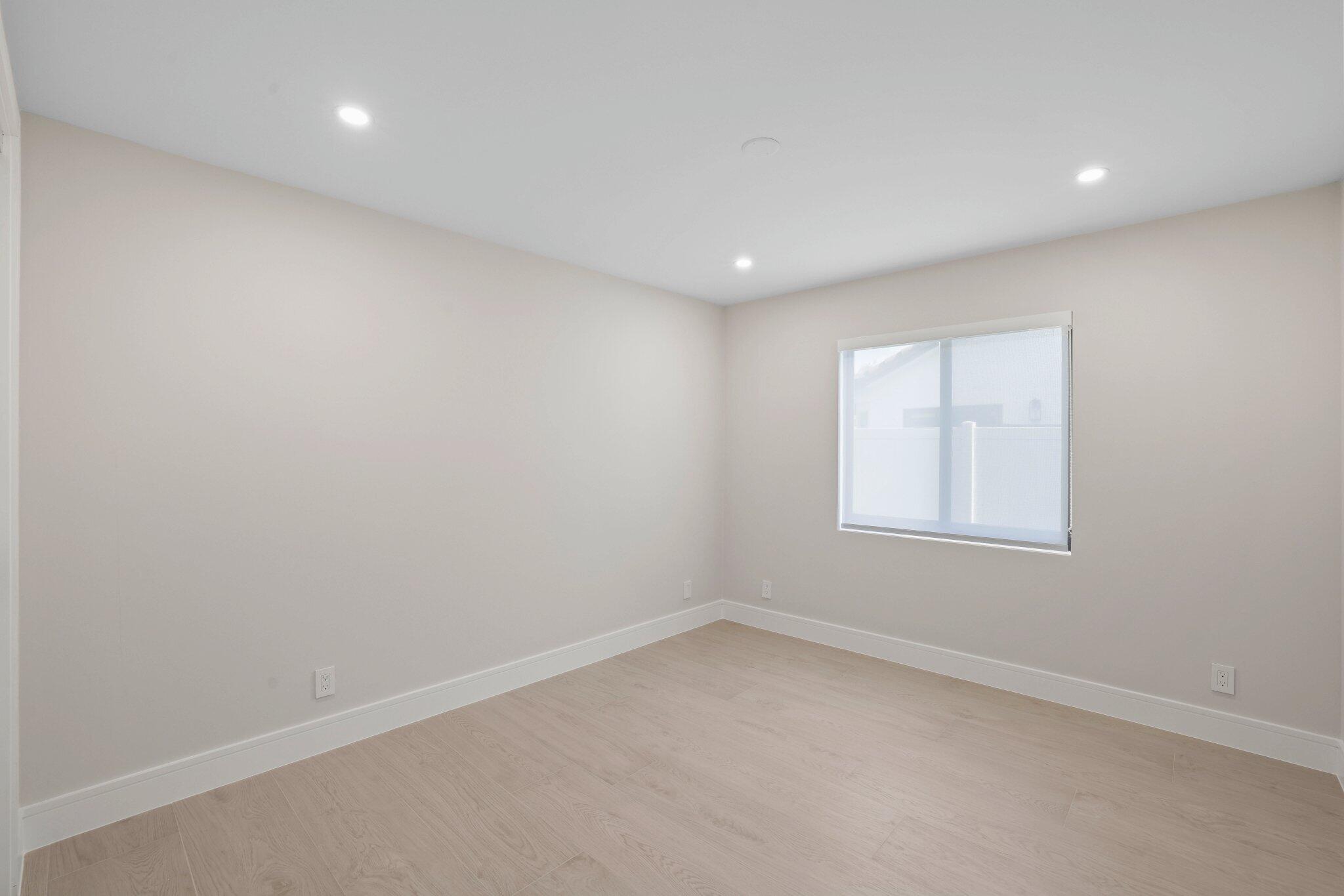 Lakewood Oaks - Residential