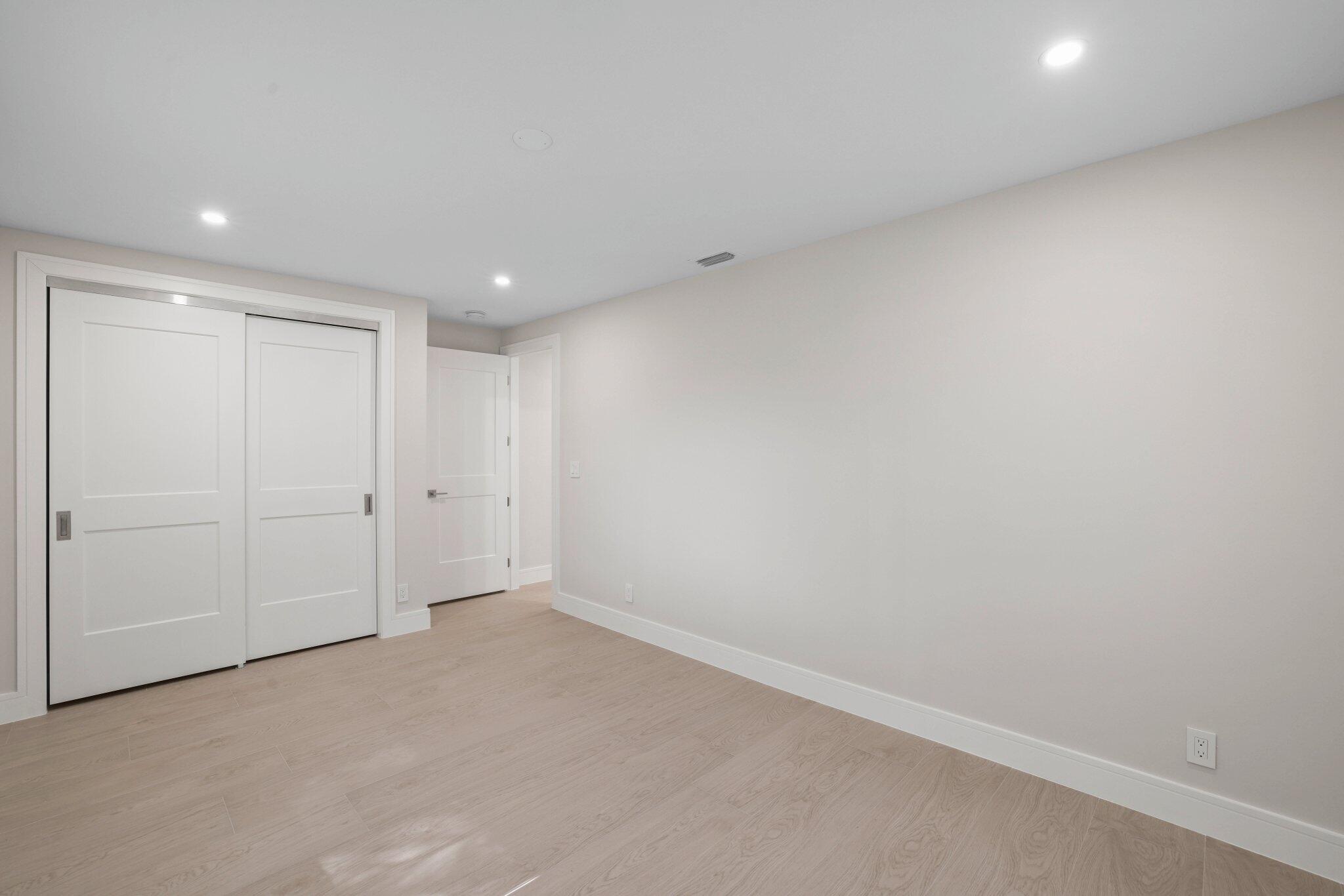 Lakewood Oaks - Residential