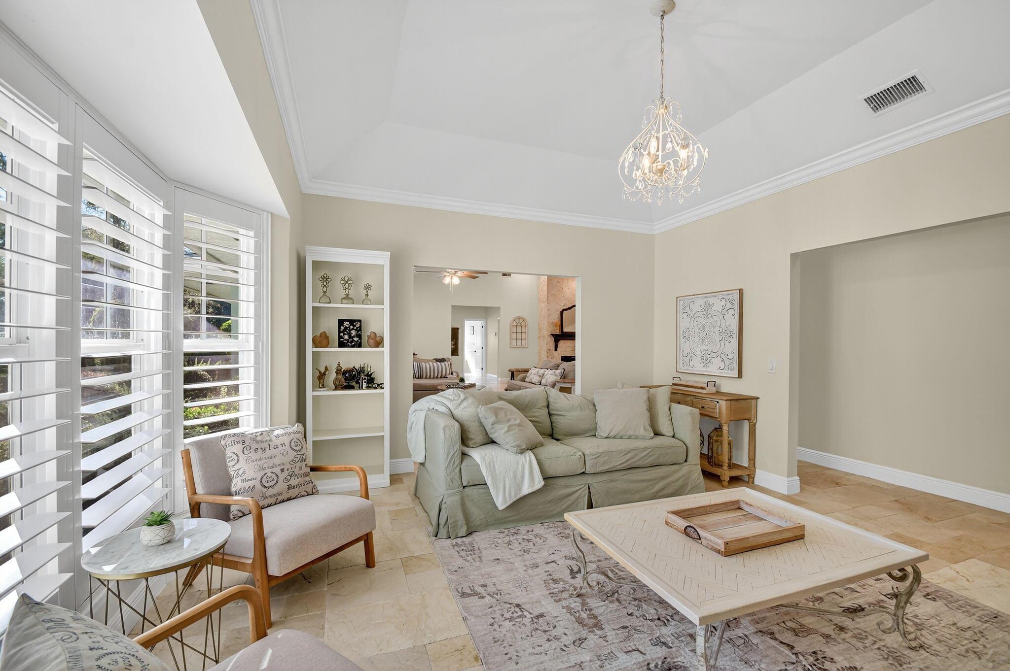 PINEWOOD OF WELLINGTON - Residential