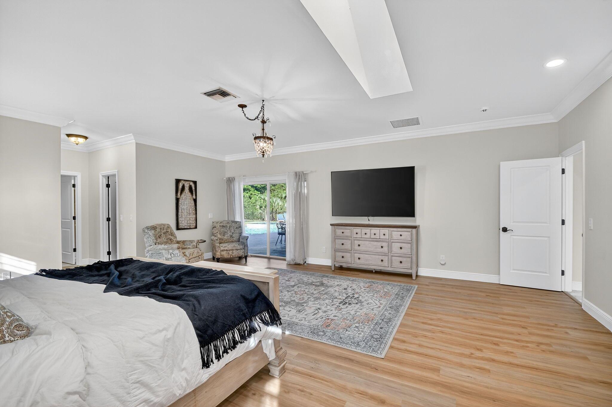 PINEWOOD OF WELLINGTON - Residential