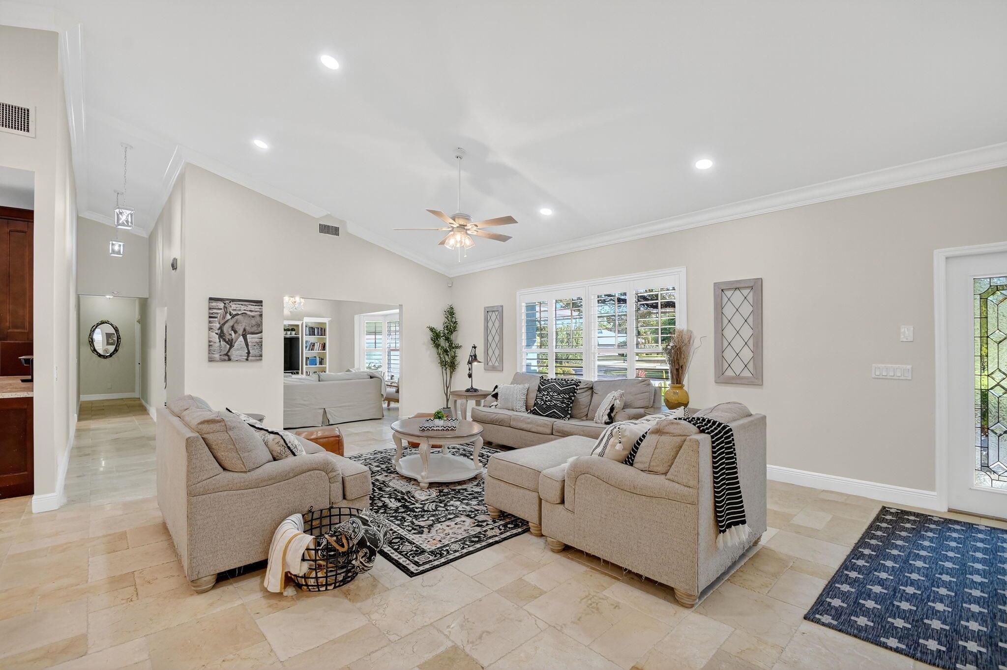 PINEWOOD OF WELLINGTON - Residential