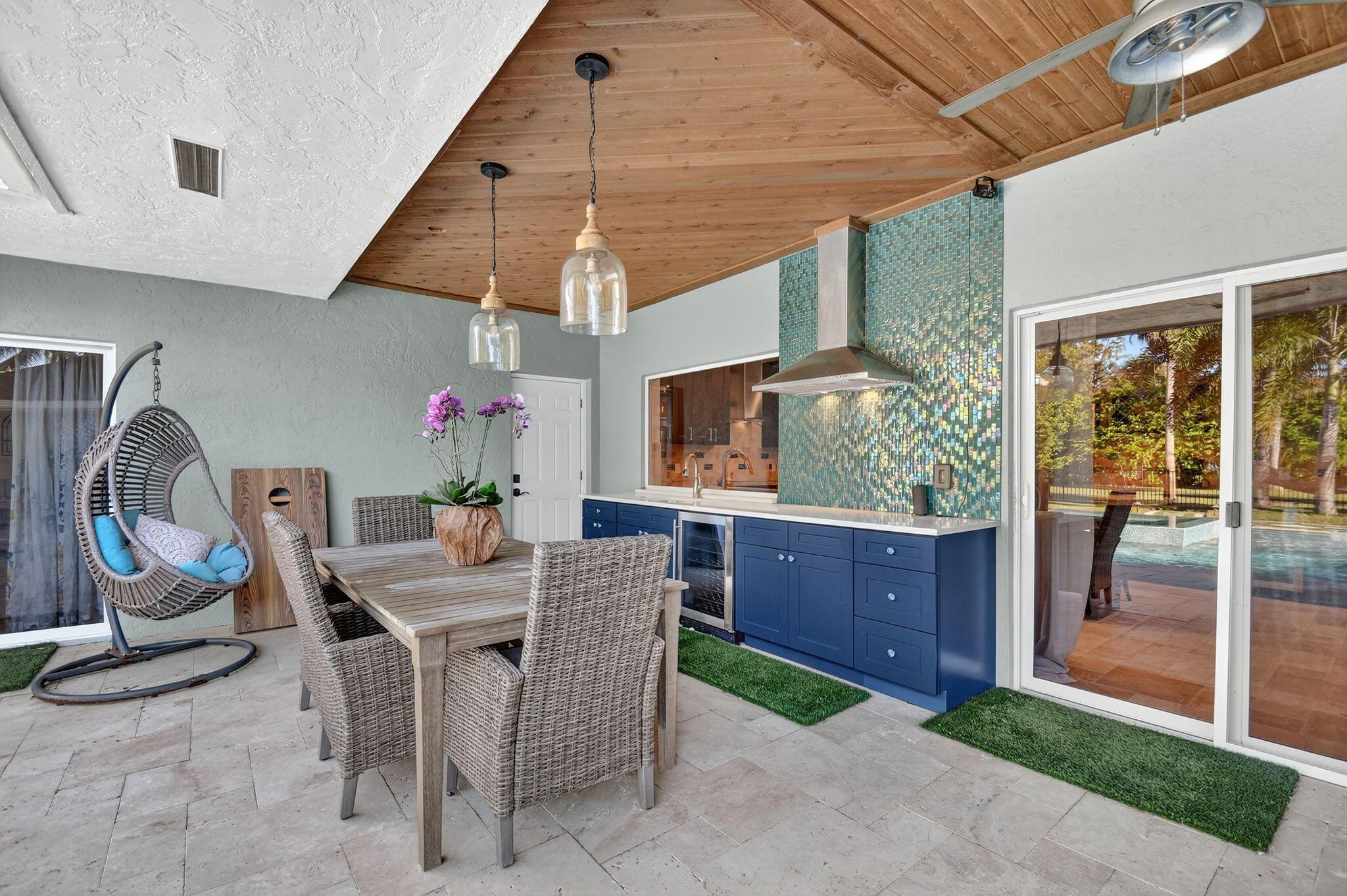 PINEWOOD OF WELLINGTON - Residential