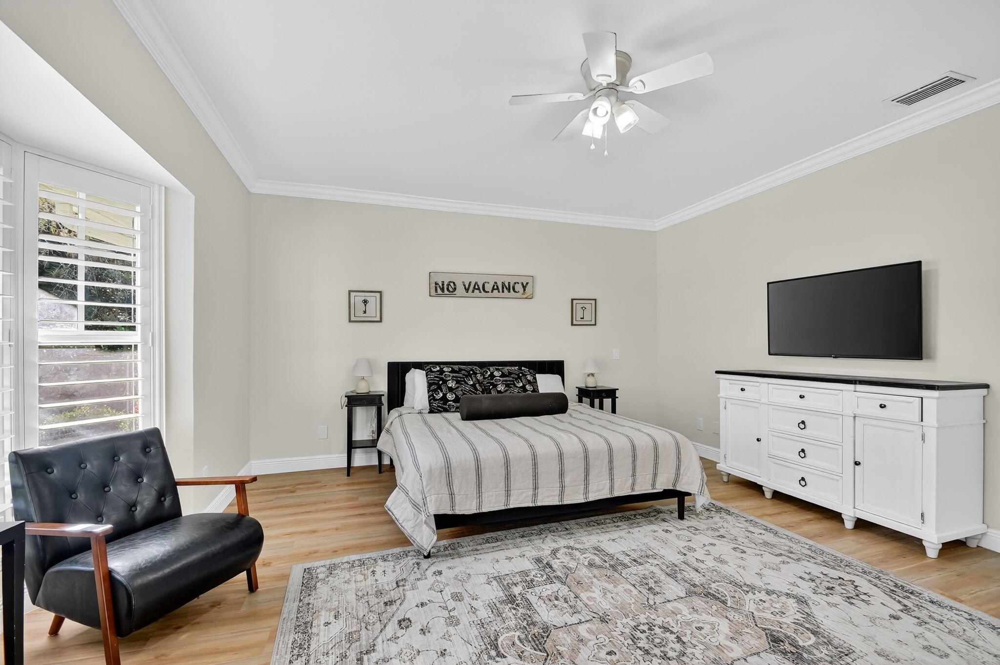 PINEWOOD OF WELLINGTON - Residential