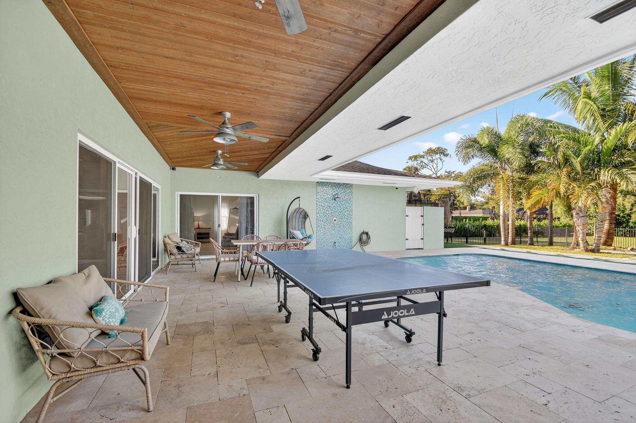 PINEWOOD OF WELLINGTON - Residential