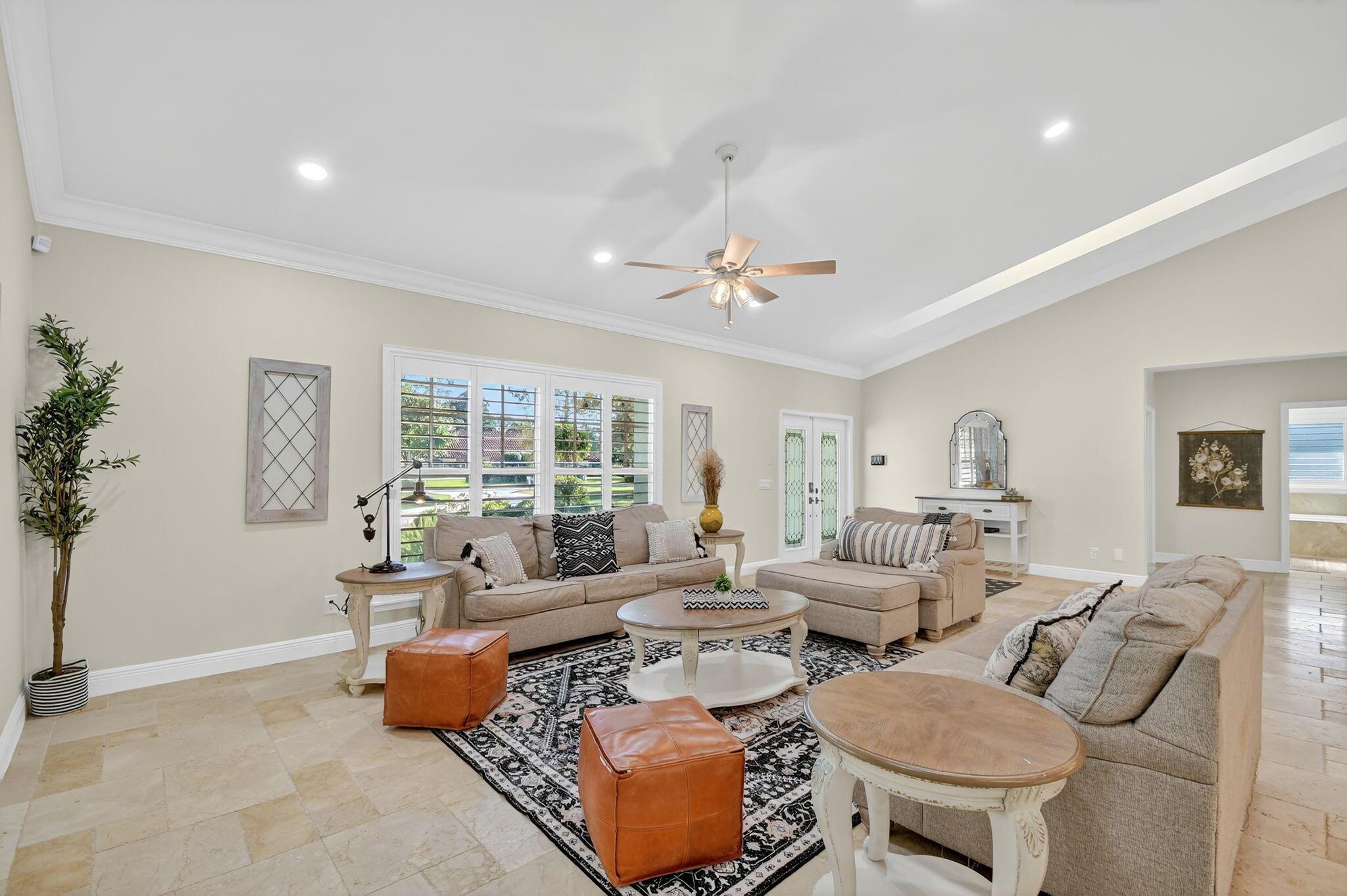 PINEWOOD OF WELLINGTON - Residential