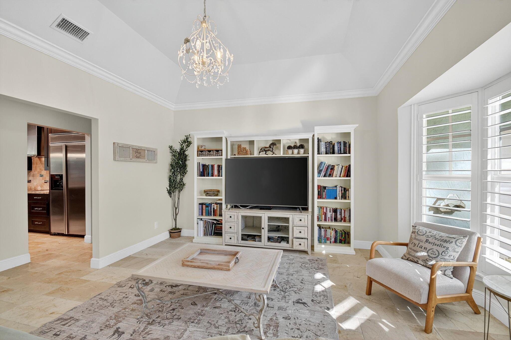 PINEWOOD OF WELLINGTON - Residential