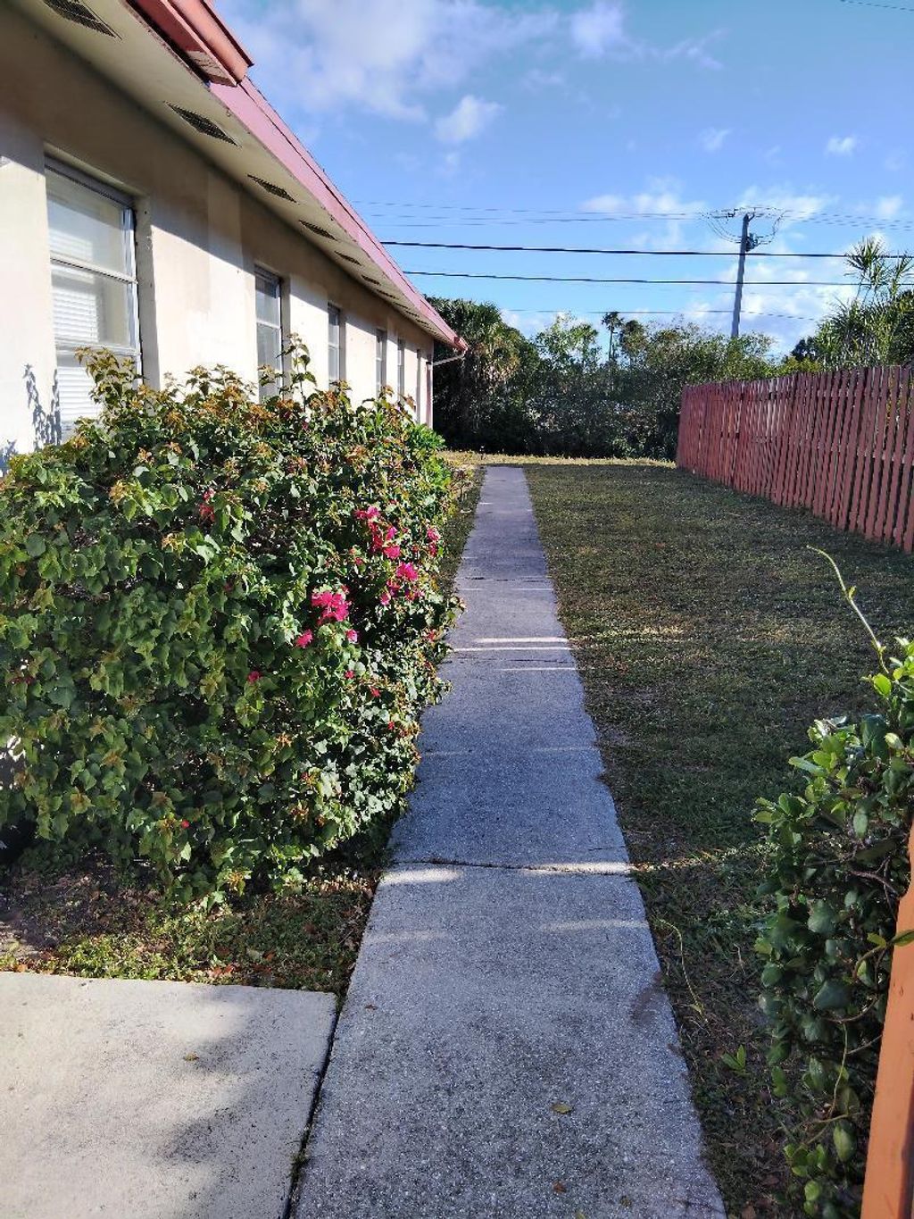 Photo of 614 Holly Drive #1, Palm Beach Gardens, FL 33410 (MLS # B26025312)