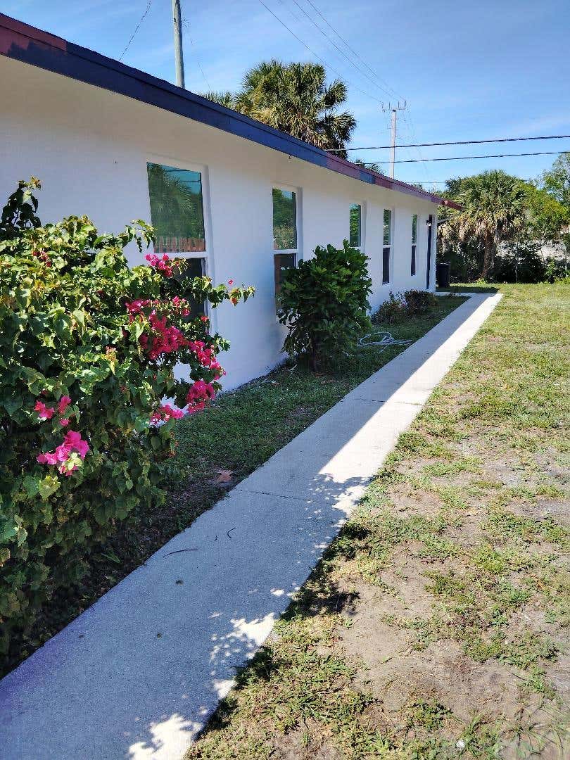 Photo of 614 Holly Drive #1, Palm Beach Gardens, FL 33410 (MLS # B26025312)