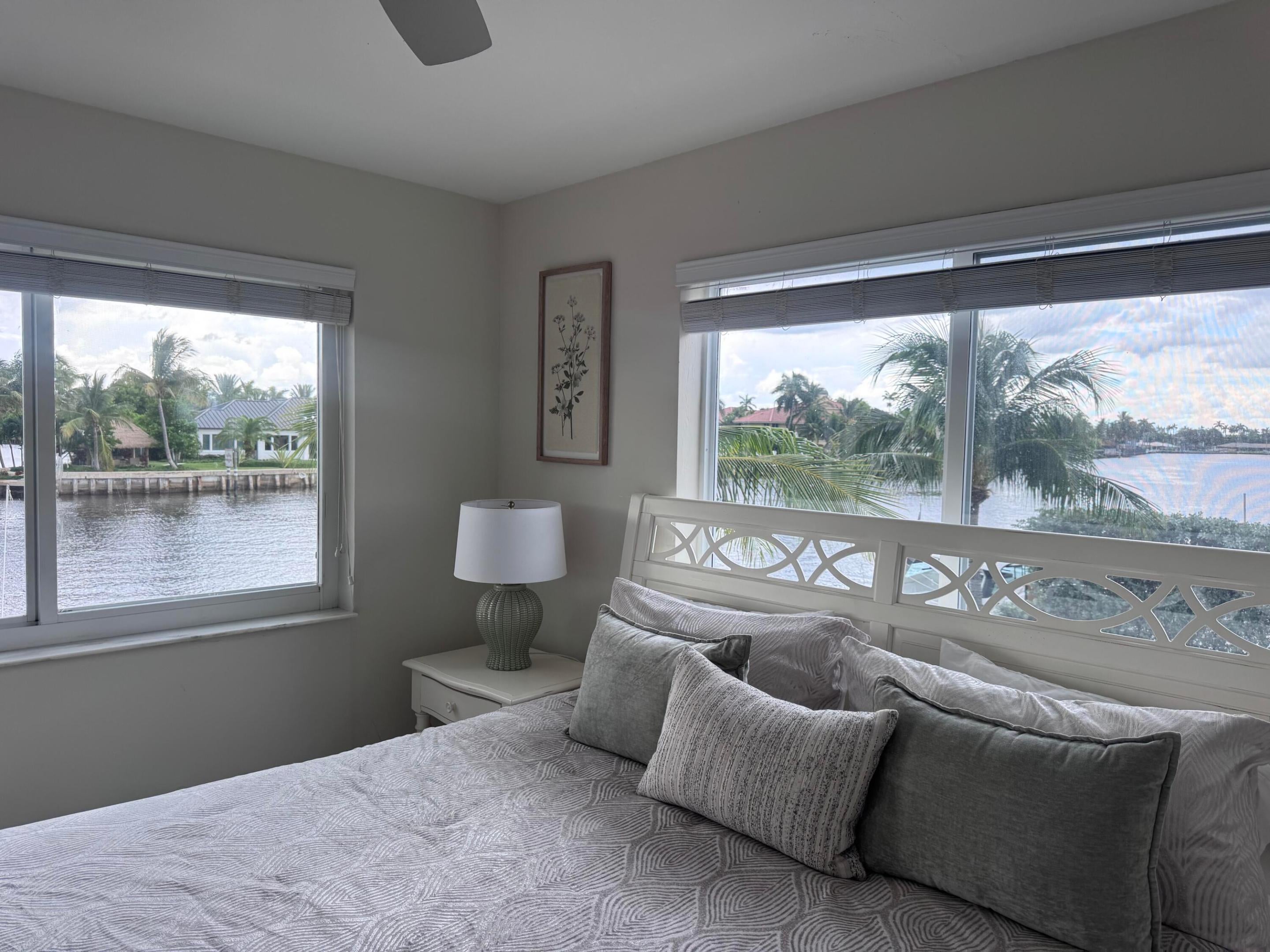 1705 N Riverside Drive 8