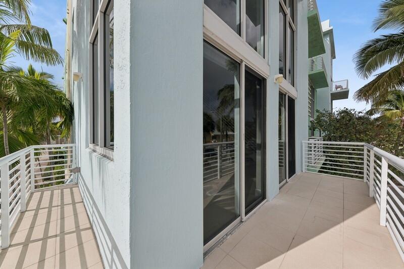 LAKE AVENUE LOFTS CONDO - Residential