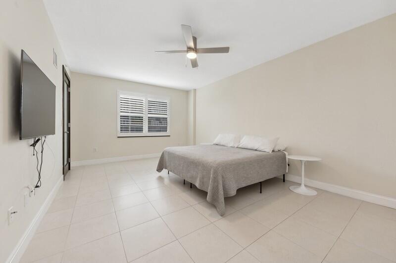 LAKE AVENUE LOFTS CONDO - Residential