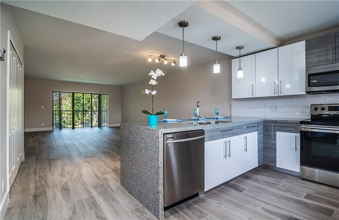 Racquet Club - Residential