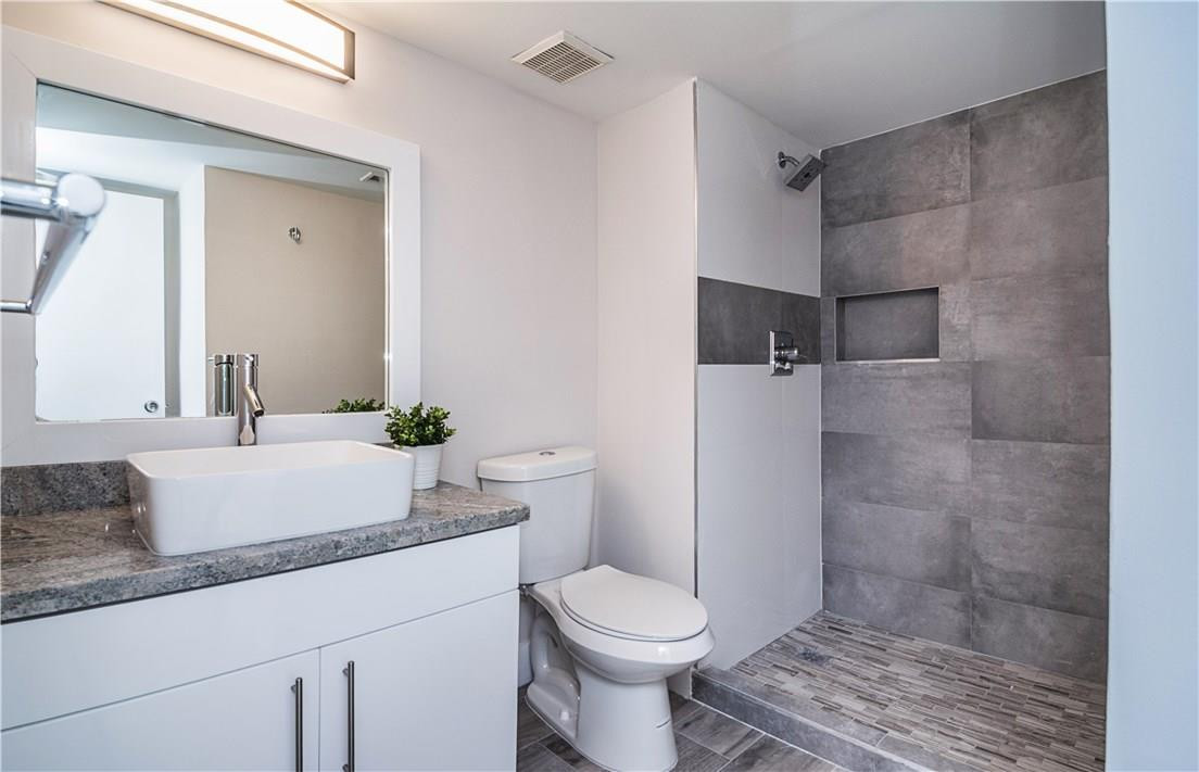 Racquet Club - Residential