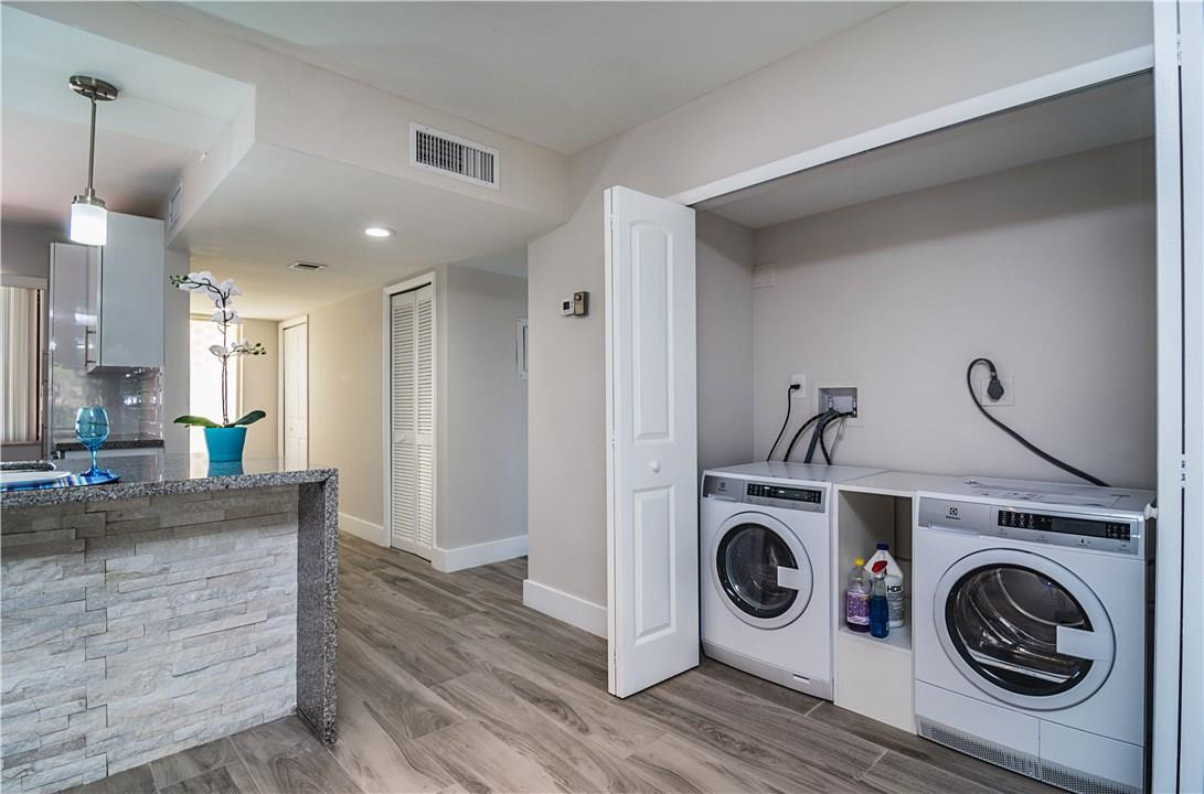 Racquet Club - Residential