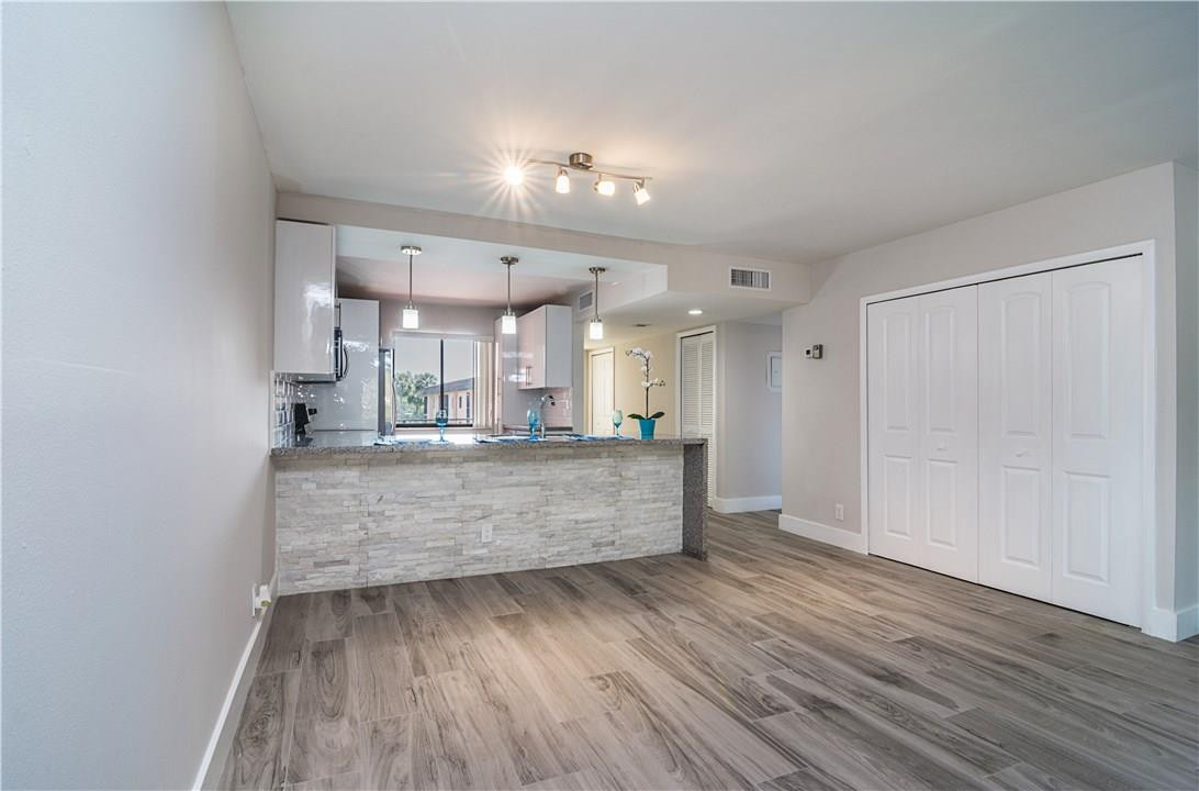 Racquet Club - Residential