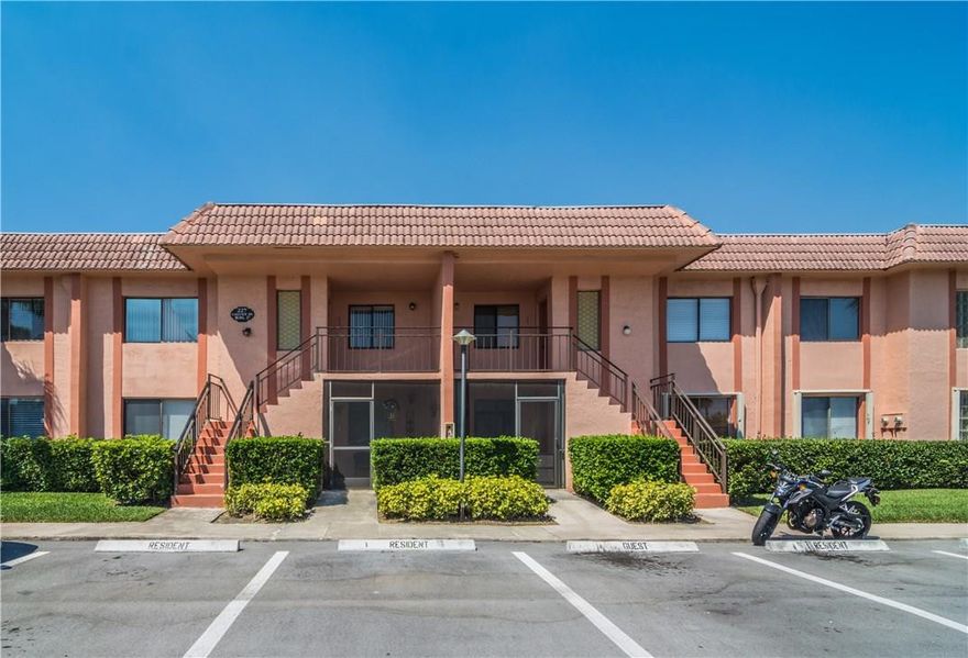 Totally Renovated!!!! Lovely and Bright 2 Bedroom with 2 Bath located in second Floor. Open floor plan, New kitchen with granite counter tops, new appliances, new baths, Ceramic floors, screened balcony with Peaceful water views ...Just perfect!!!! Close to community pool. Best school district. Just minutes to I-75, I-595, 15 minutes to Sawgrass Mills, Parks. Show and sell!