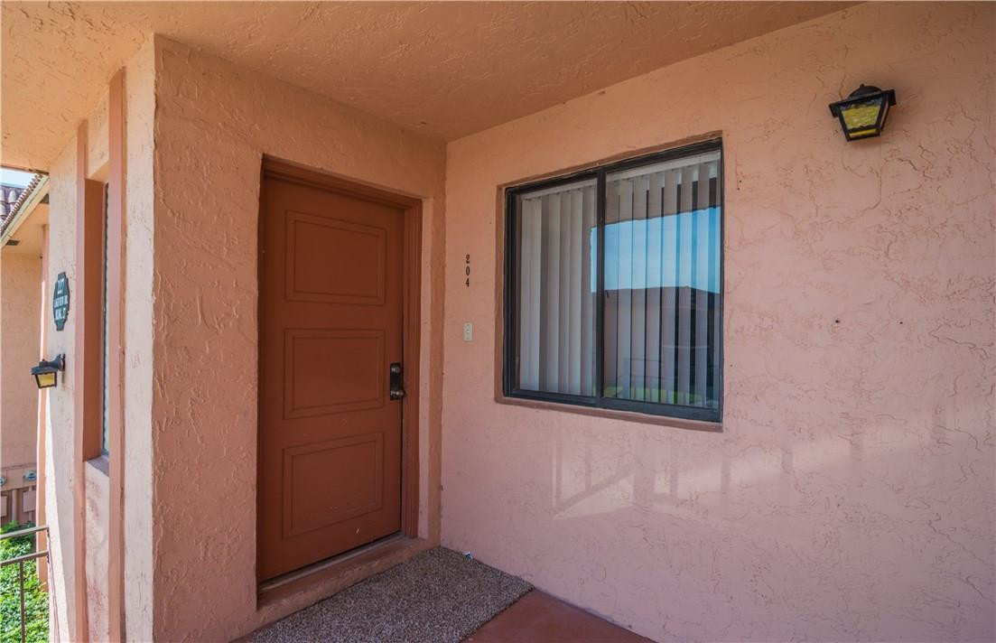 Racquet Club - Residential