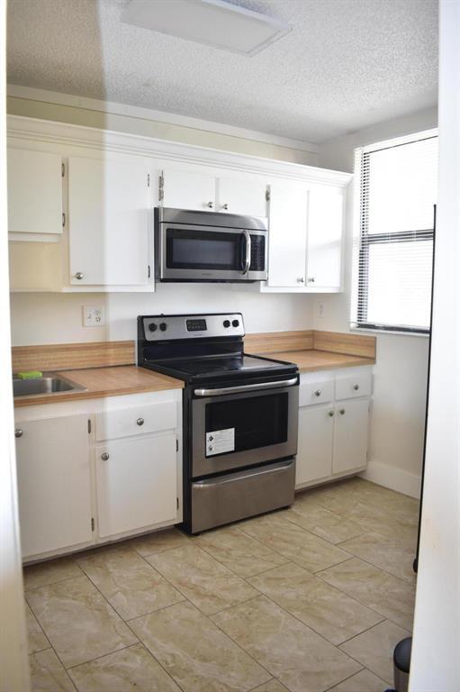 GREENGLADES CONDO IV - Residential