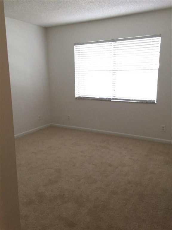 CHATEAU ON THE KNOLL - Residential