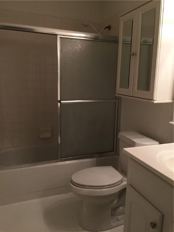 CHATEAU ON THE KNOLL - Residential