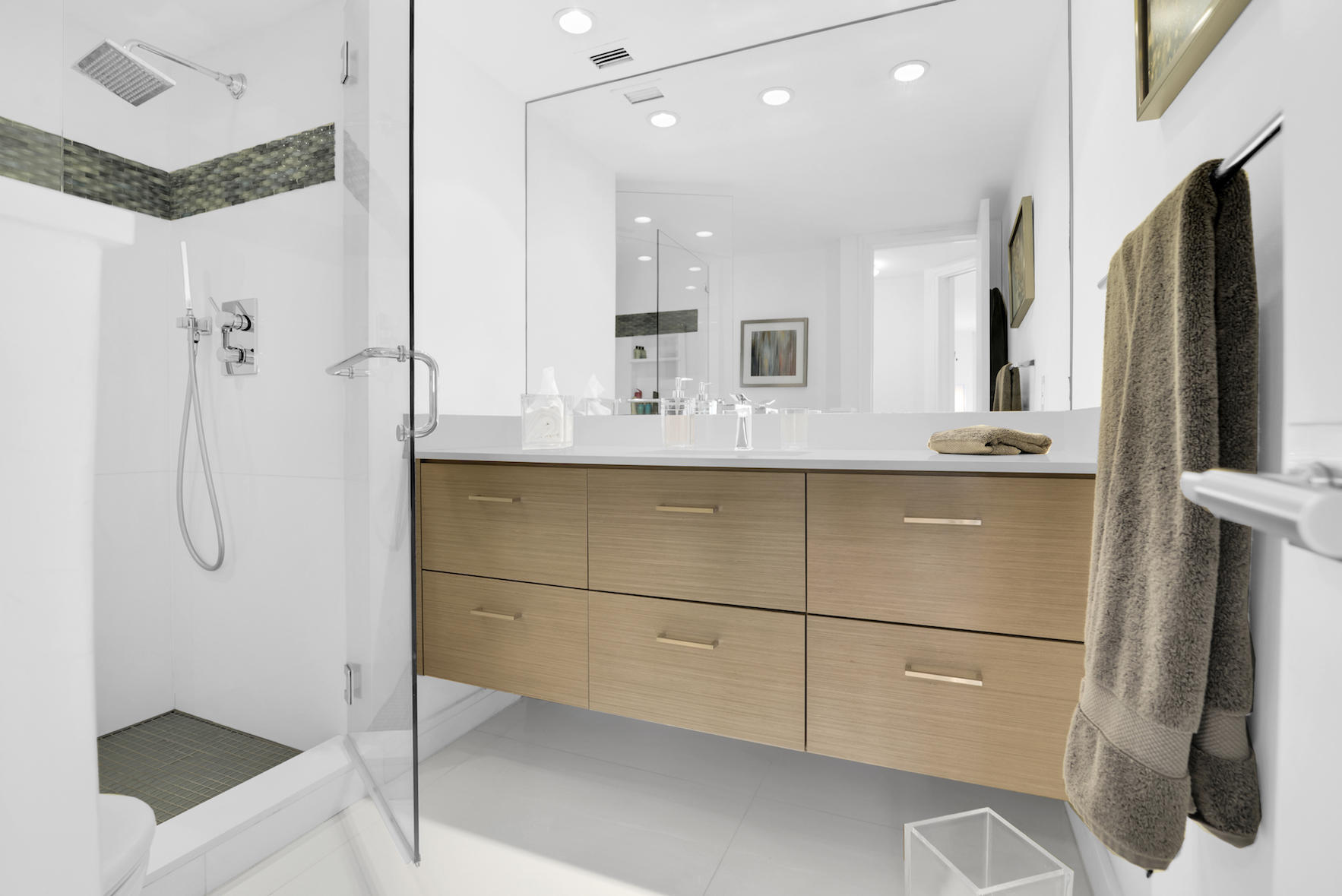 CHALFONTE CONDO - Residential Lease