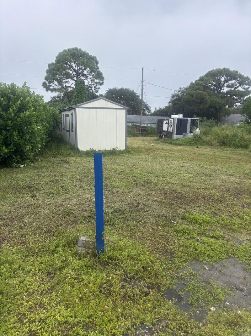 Manatee Creek - Land