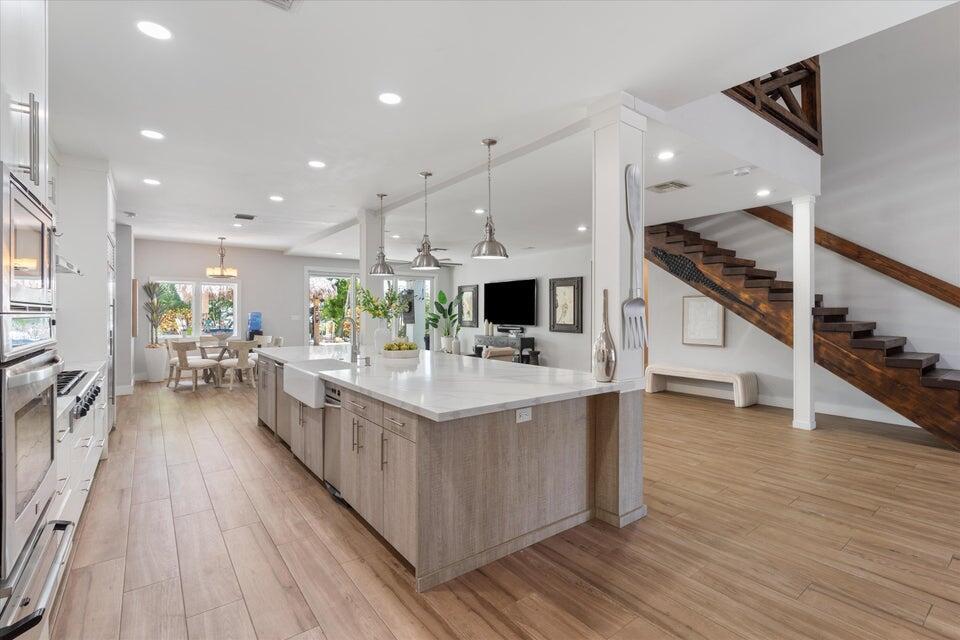 CORAL KEY VILLAS 5TH SEC - Residential