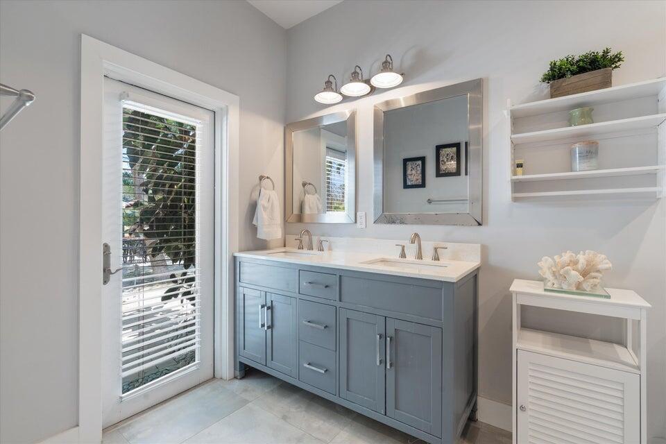 CORAL KEY VILLAS 5TH SEC - Residential