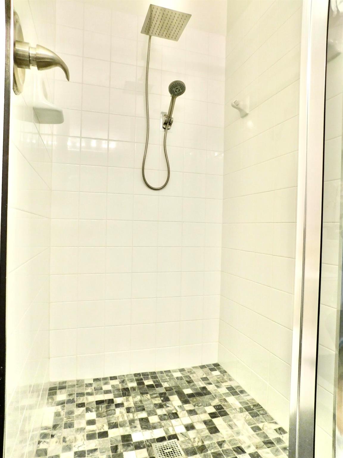 ABERDEEN 22 - Residential