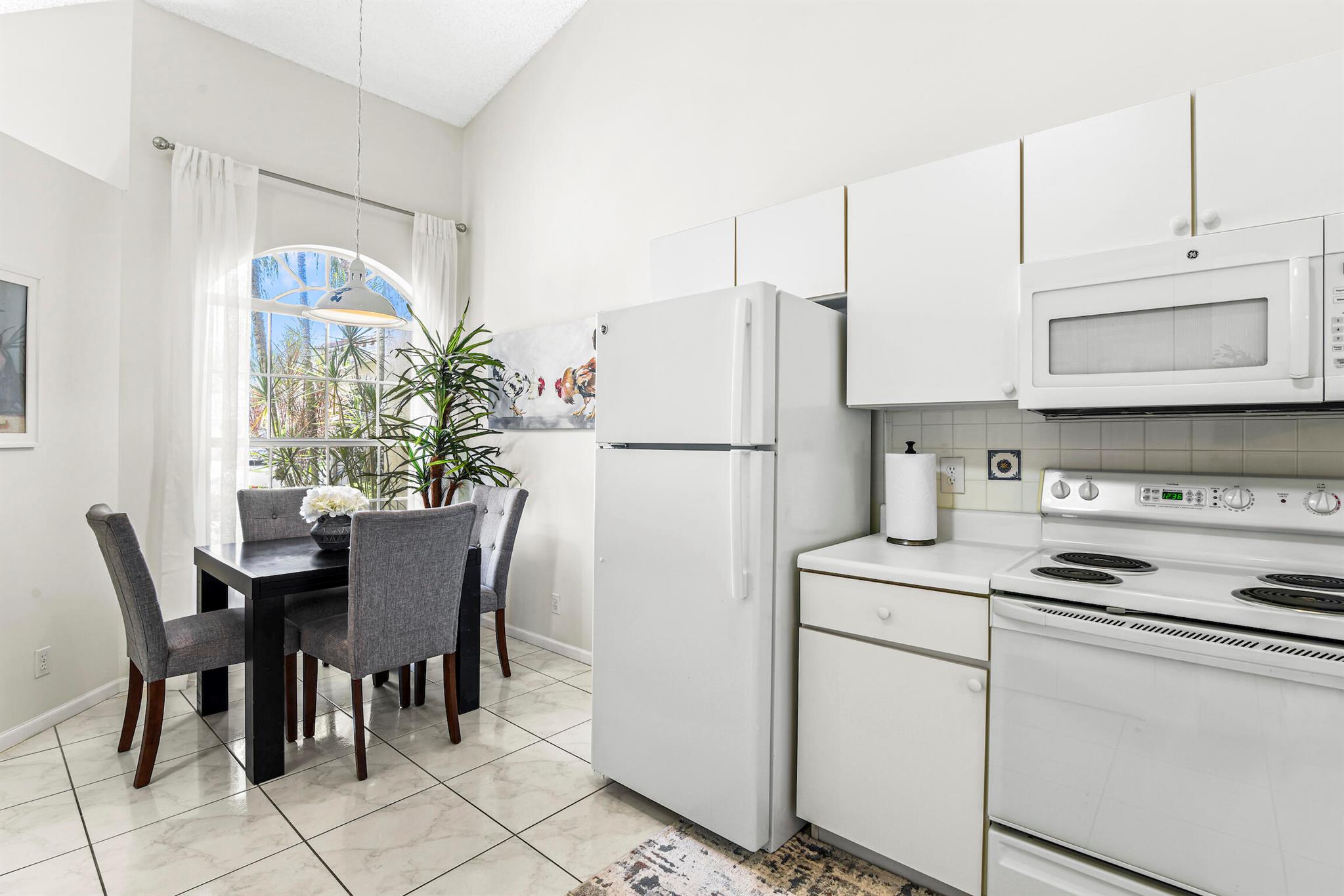 ABERDEEN 22 - Residential