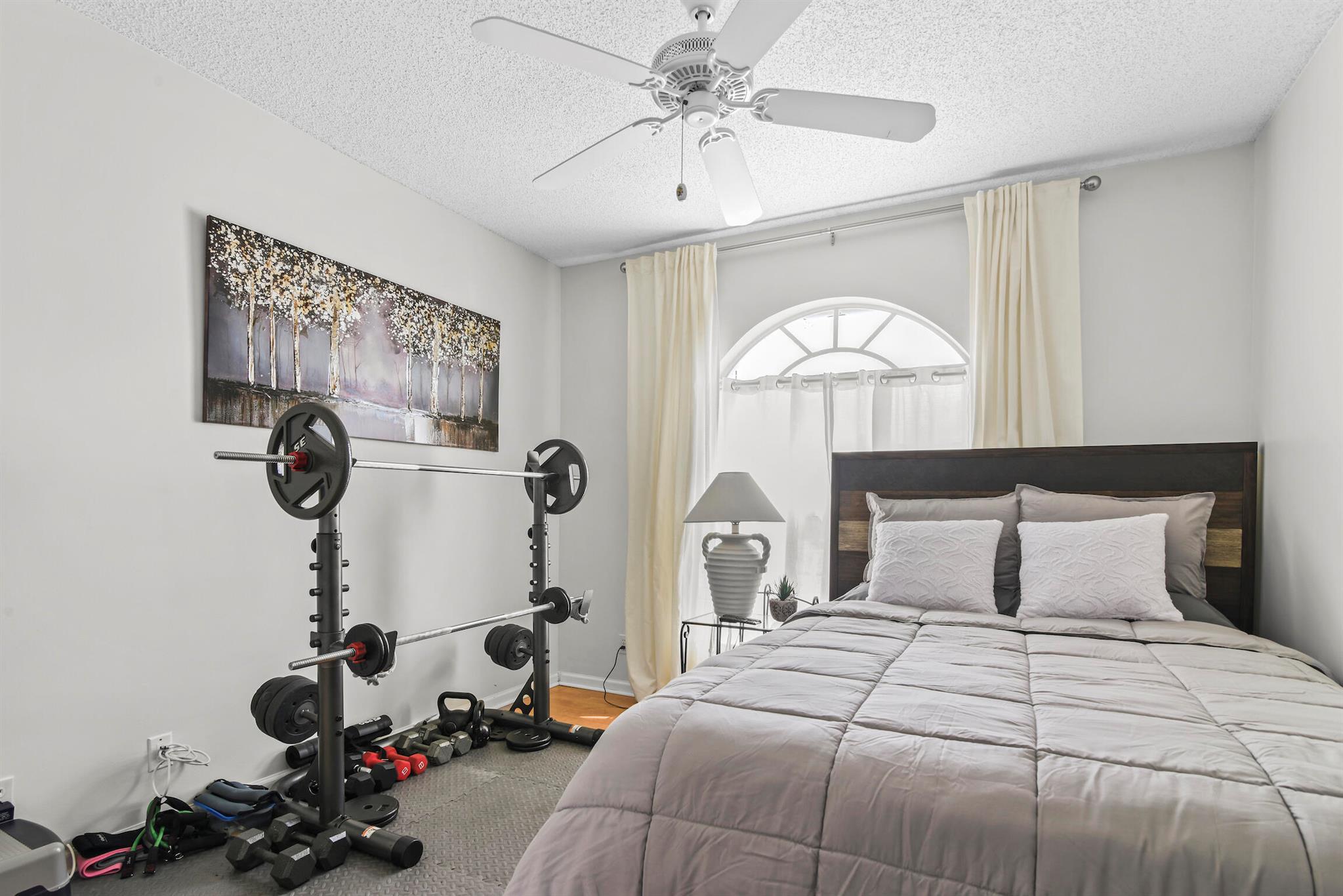 ABERDEEN 22 - Residential