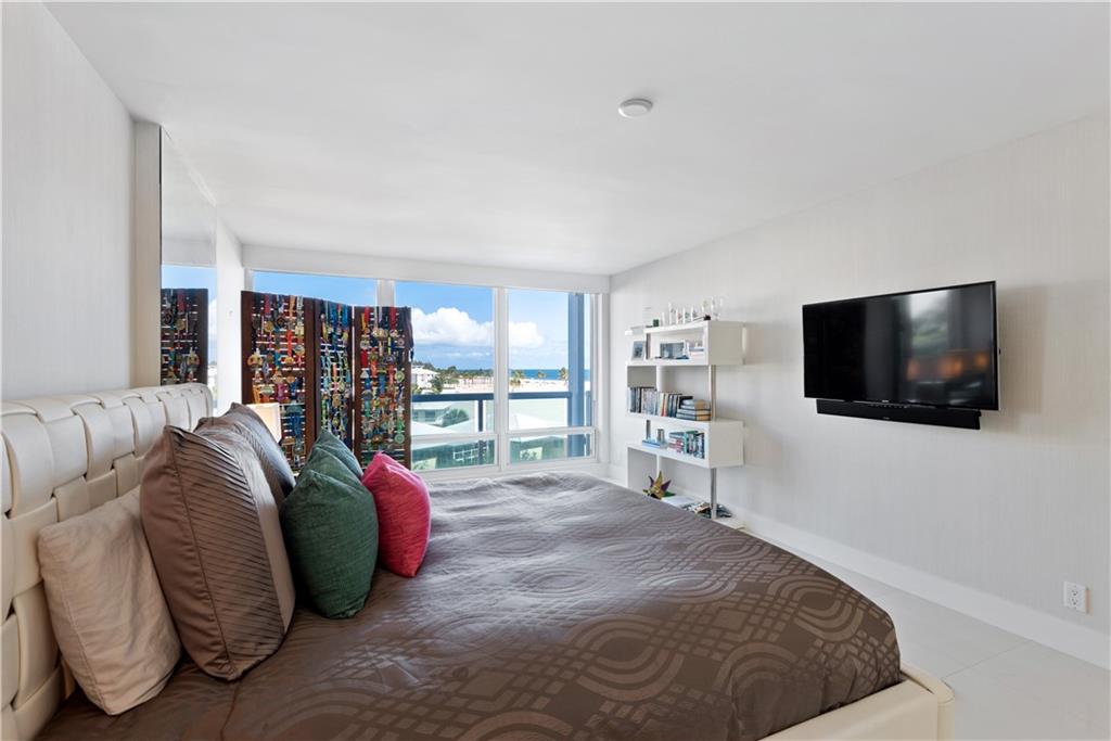 POINT OF AMERICAS I - Residential