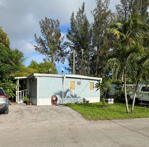 2364 47th 1er N, Lot 191 West Palm Beach FL 33417