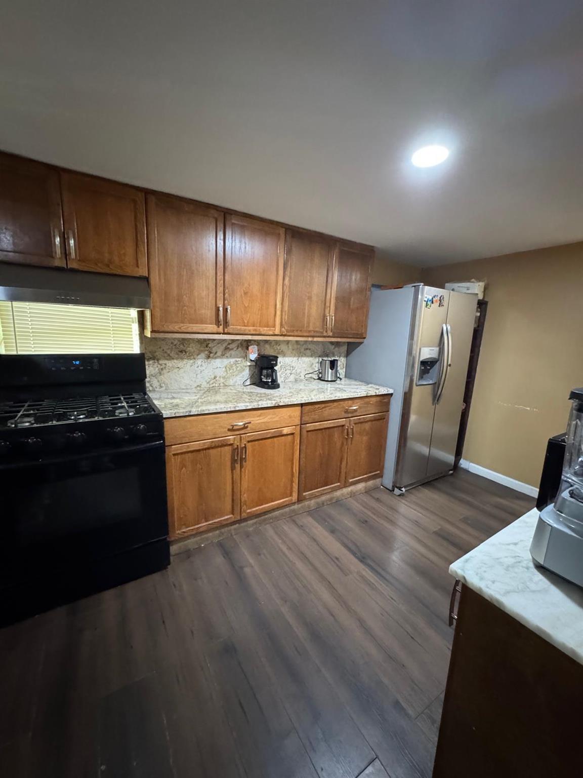 Holiday Plaza - Residential