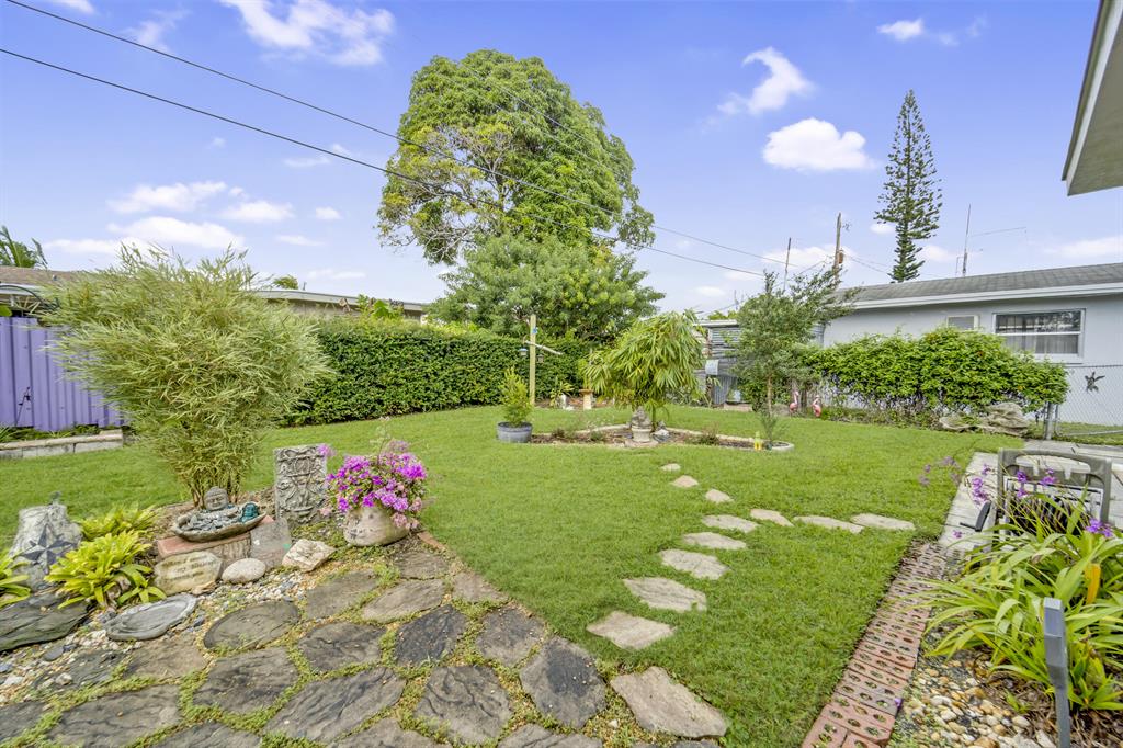 TALLMAN PINES 2ND SEC - Residential