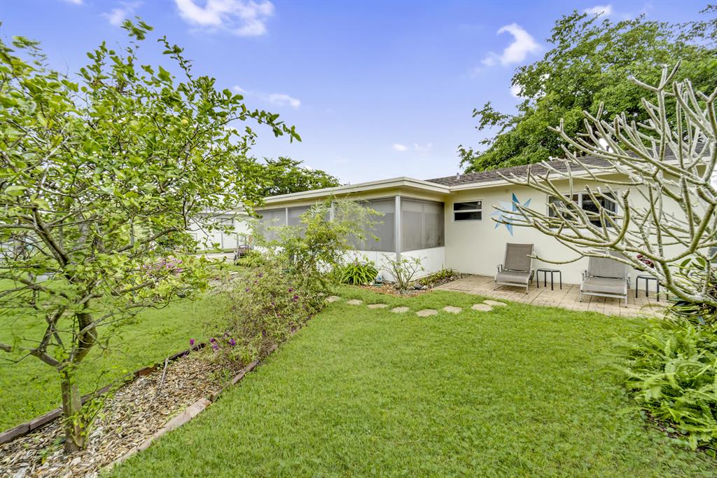 TALLMAN PINES 2ND SEC - Residential