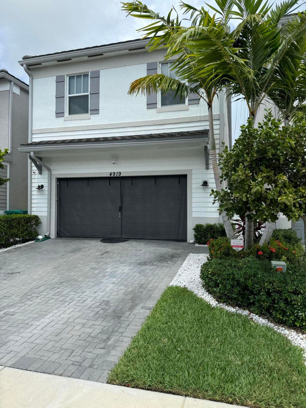 Photo of 4919 NW 48th Terrace, Tamarac, FL 33319 (MLS # R11047018)