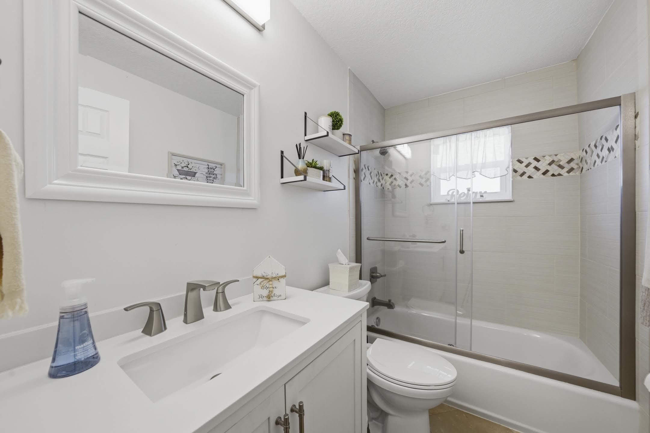 PALM BEACH LEISUREVILLE SEC 7 - Residential