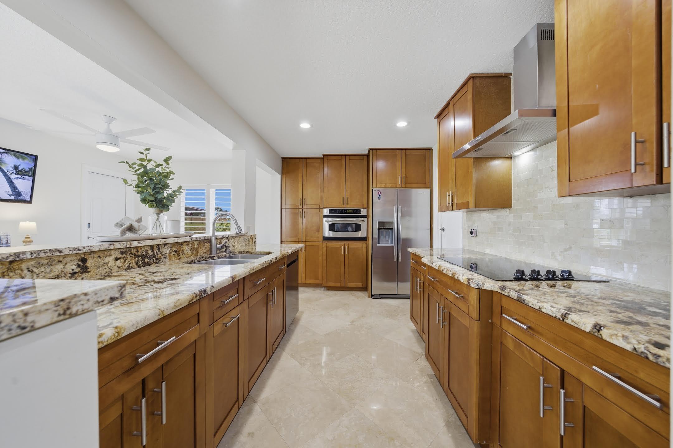 PALM BEACH LEISUREVILLE SEC 7 - Residential