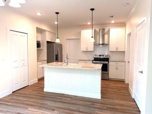 LAKEWOOD PARK UNIT 8 - Residential Lease