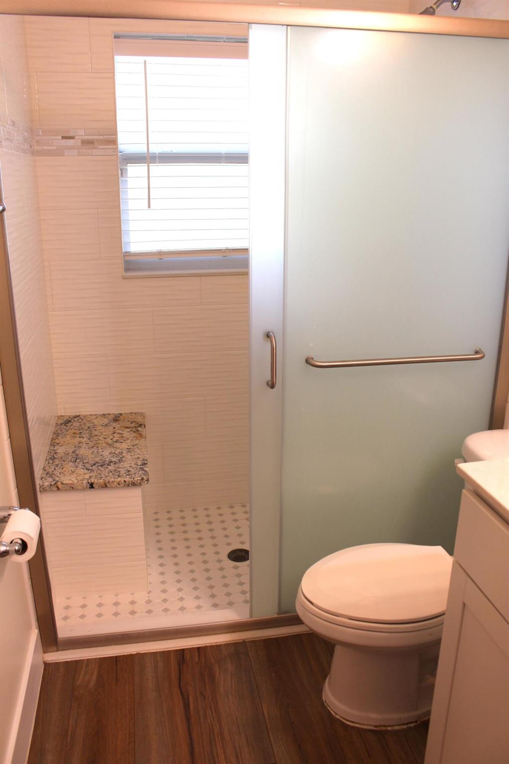 LAKEWOOD PARK UNIT 8 - Residential Lease