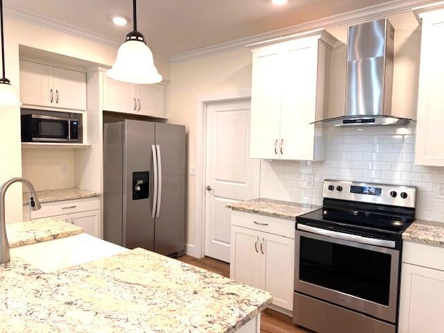 LAKEWOOD PARK UNIT 8 - Residential Lease